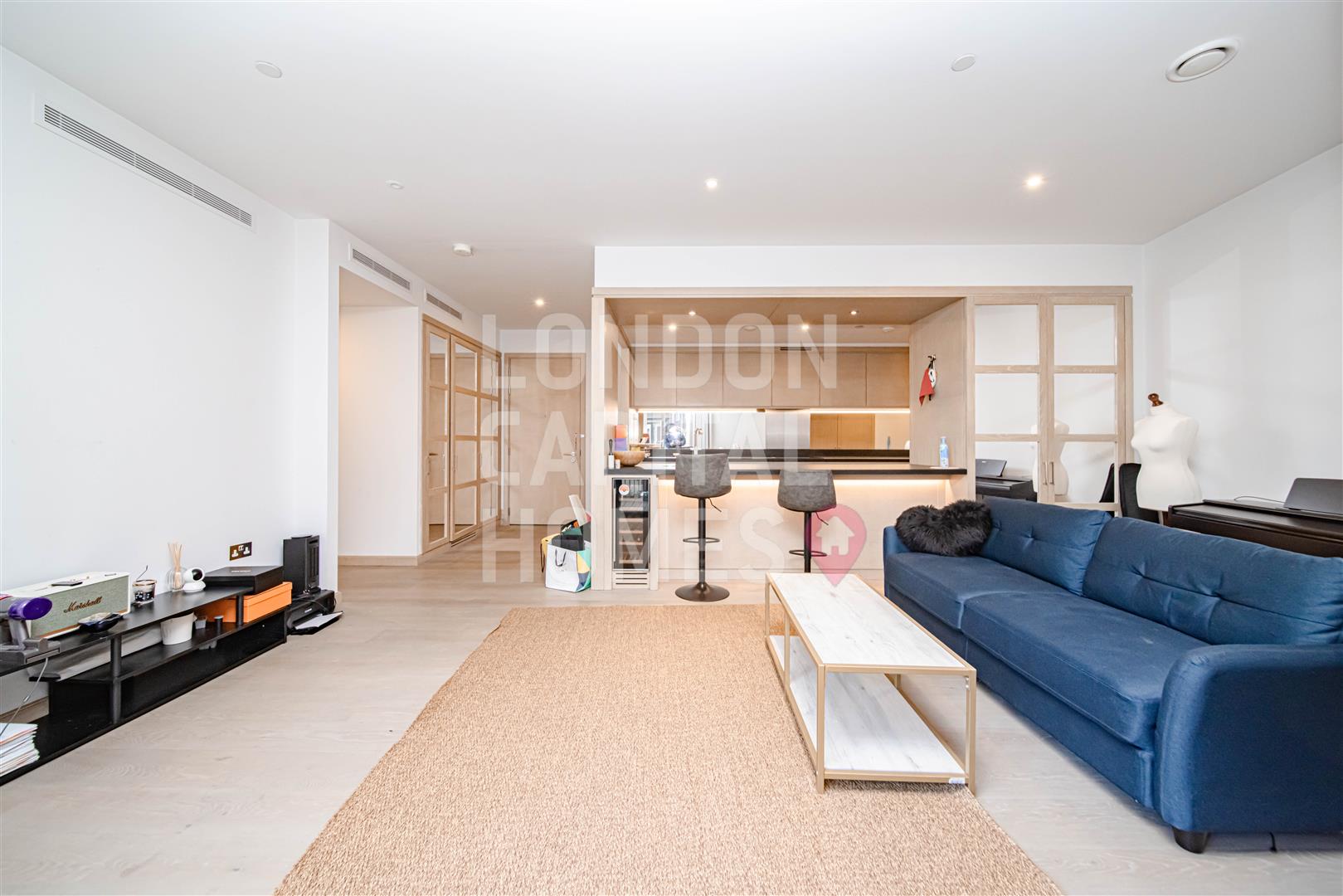 2 bed property in Legacy Building, 1 Viaduct Gardens, London